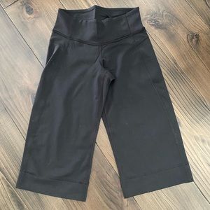 Lululemon Clam Digger Crop